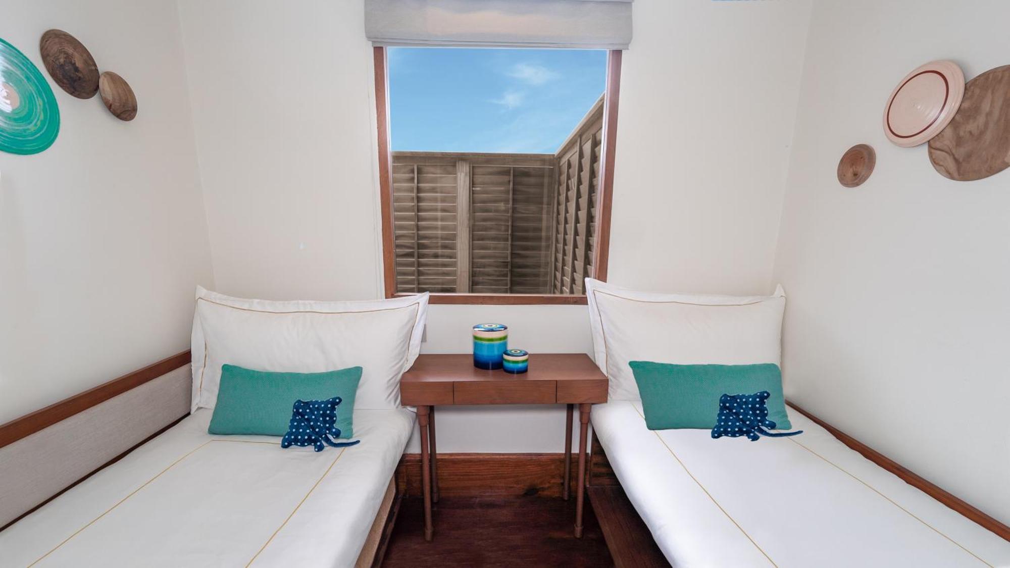Villa Família de 1 Quarto sobre a Água com Piscina